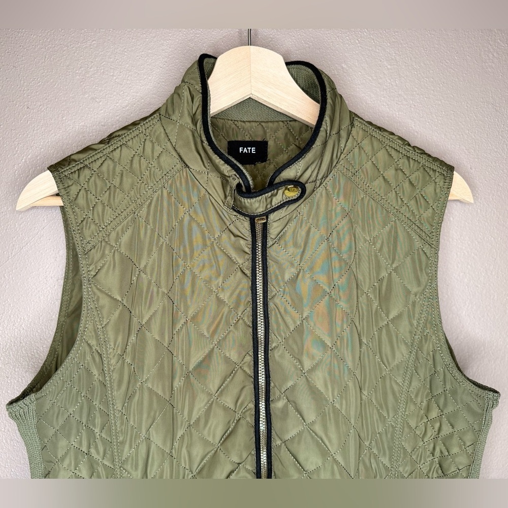Fate Rowan Women's Olive Green Quilted Vest with Black Trim Size Large Outwear - Picture 5 of 16